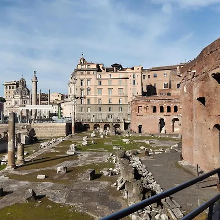 La Casetta Ai Fori Imperiali Apartment *