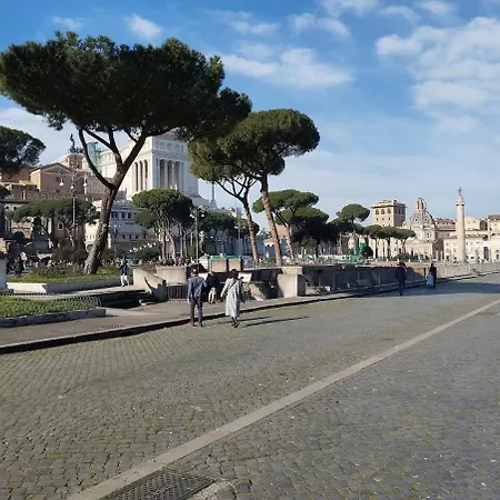 La Casetta Ai Fori Imperiali