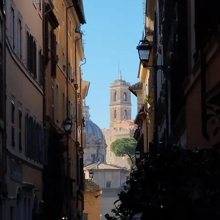 Imperial Forum Window Retreat - Monti *